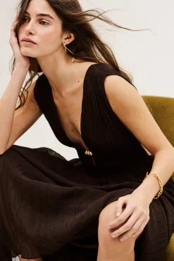 TANIA